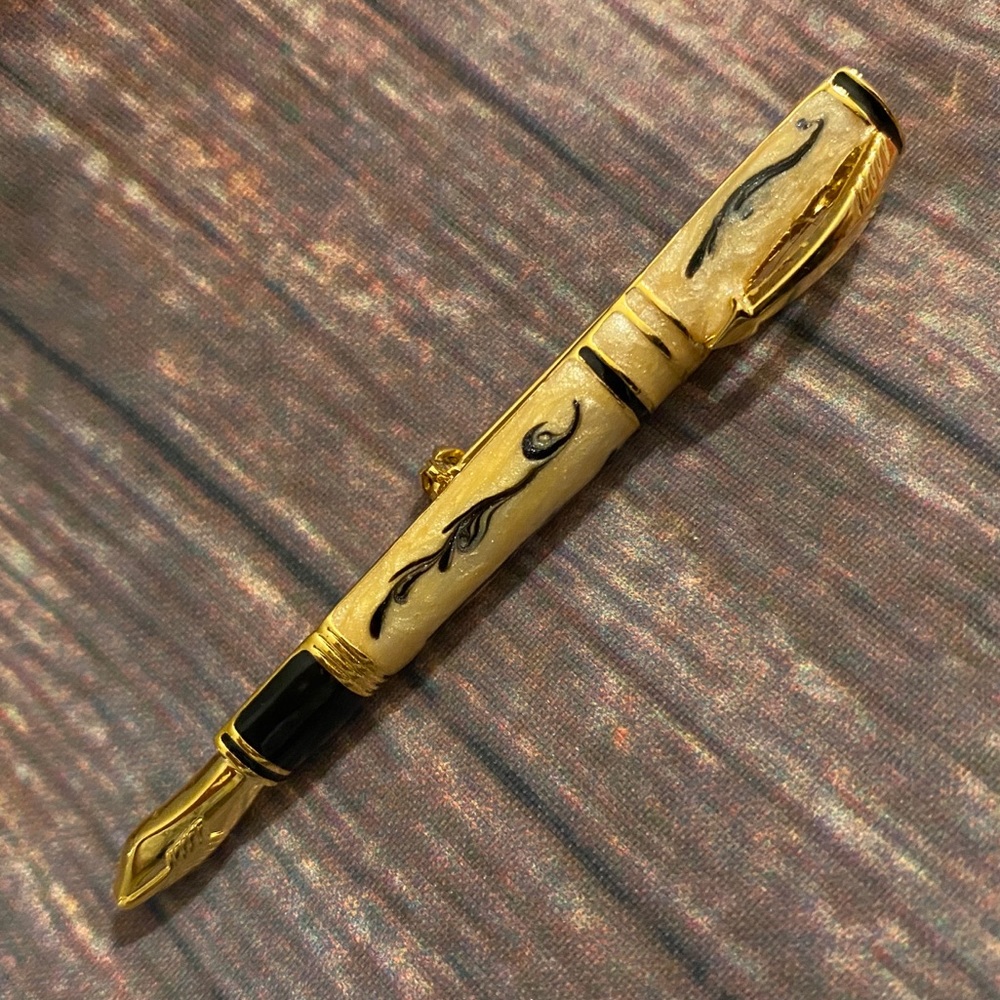 Fountain Pen Brooch